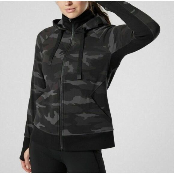 Athleta Triumph Printed Hoodie Sweatshirt Full-Zip Gray Black Camo thumb holes - Picture 3 of 10